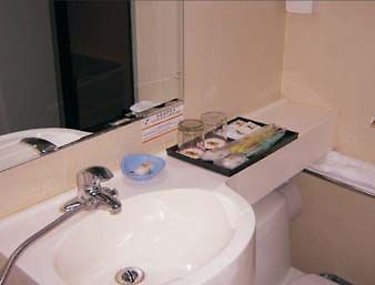 Super 8 Chenxi Hotel Шънян Екстериор снимка